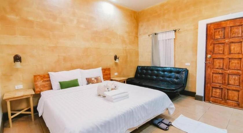 Villa Tuscany Country Resort Suan Phueng Exterior foto